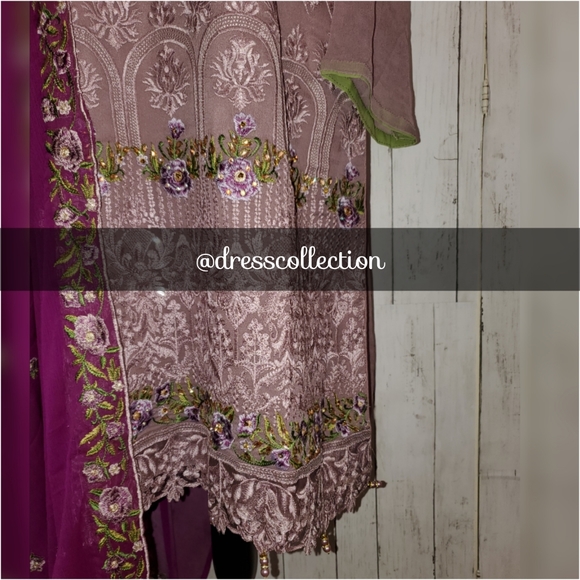 New 3 Piece Embroidered Chiffon Outfit - Picture 4 of 16